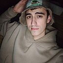 Знакомства: Максим, 22 года, Воронеж