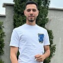 Знакомства: Beni, 24 года, Câmpia Turzii