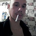 Знакомства: Витя, 28 лет, Шира