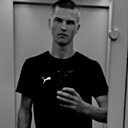 Знакомства: Виктор, 18 лет, Новоалтайск