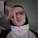 Знакомства: Maksoooon, 21 год, Венев