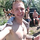 Знакомства: Артем, 23 года, Москва