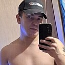 Знакомства: Виталий, 28 лет, Салехард