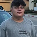Знакомства: George, 23 года, Târgu Jiu