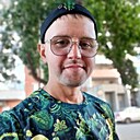 Знакомства: Александр, 38 лет, Екатеринбург