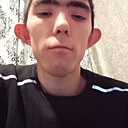 Знакомства: Ильдар, 24 года, Макинск