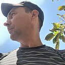 Знакомства: Димон, 40 лет, Феодосия