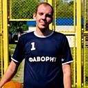 Знакомства: Максим, 29 лет, Солигорск