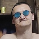 Знакомства: Кирилл, 39 лет, Луганск