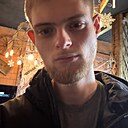 Знакомства: Олег, 25 лет, Москва