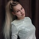 Знакомства: Настёна, 20 лет, Екатеринбург