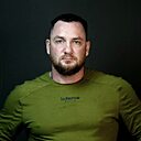 Знакомства: Евгений, 33 года, Биробиджан