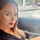 Знакомства: Ирина, 41 год, Ялта