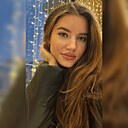 Знакомства: Виктория, 28 лет, Тюмень