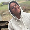 Знакомства: Максим, 26 лет, Новошахтинский