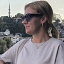 Знакомства: Julia, 36 лет, Санкт-Петербург