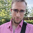 Знакомства: Илья, 24 года, Москва