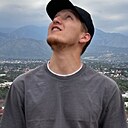 Знакомства: Predator, 29 лет, Астана