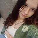 Знакомства: Таня, 18 лет, Губкинский