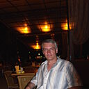 Знакомства: Олег, 57 лет, Орел