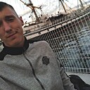 Знакомства: Данил, 23 года, Купино