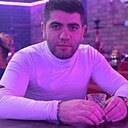 Знакомства: Роман, 33 года, Радужный (Ханты-Мансийский)