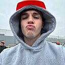 Знакомства: Иван, 26 лет, Полярные Зори