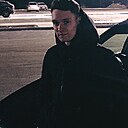 Знакомства: Дмитрий, 28 лет, Южно-Сахалинск