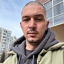 Знакомства: Максим, 31 год, Нерюнгри