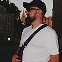 Знакомства: Руслан, 32 года, Москва