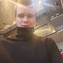 Знакомства: Артём, 25 лет, Волхов