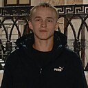 Знакомства: Володя, 22 года, Волжск