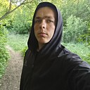 Знакомства: Артём, 22 года, Урюпинск