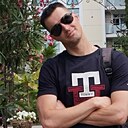 Знакомства: Виктор, 29 лет, Астрахань