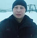 Знакомства: Кирилл, 33 года, Сосногорск