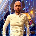 Знакомства: Максим, 36 лет, Калуга