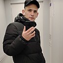 Знакомства: Данил, 22 года, Новоалтайск