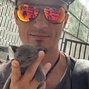 Знакомства: Виктор, 32 года, Новороссийск