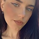 Знакомства: Eseniya, 28 лет, Бишкек