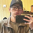 Знакомства: Олег, 25 лет, Амвросиевка