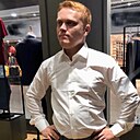 Знакомства: Александр, 32 года, Ялта