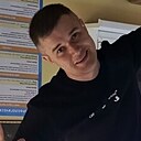 Знакомства: Олег, 34 года, Калуга