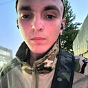 Знакомства: Кирилл, 20 лет, Донецк