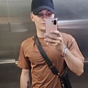 Знакомства: Максим, 23 года, Анапа