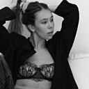 Знакомства: Рита, 28 лет, Омск