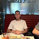 Знакомства: Денис, 25 лет, Красноярск