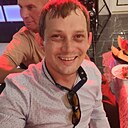 Знакомства: Максим, 32 года, Тайшет