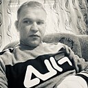 Знакомства: Макс, 33 года, Ульяновск