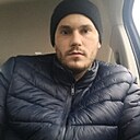 Знакомства: Виктор, 29 лет, Саратов