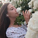 Знакомства: Вита, 25 лет, Омск
